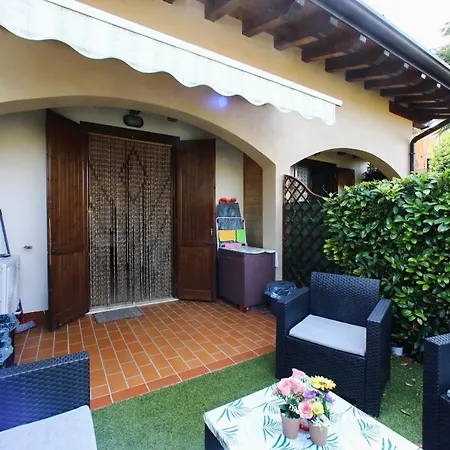 Dom wakacyjny The Three Moons *