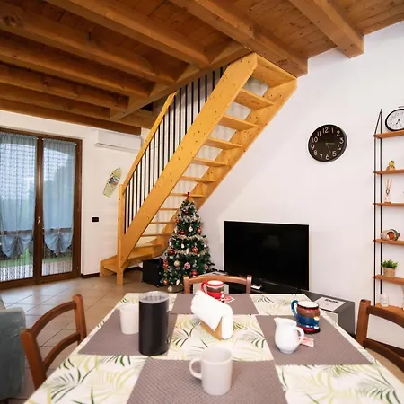 Feriehus The Three Moons Peschiera del Garda